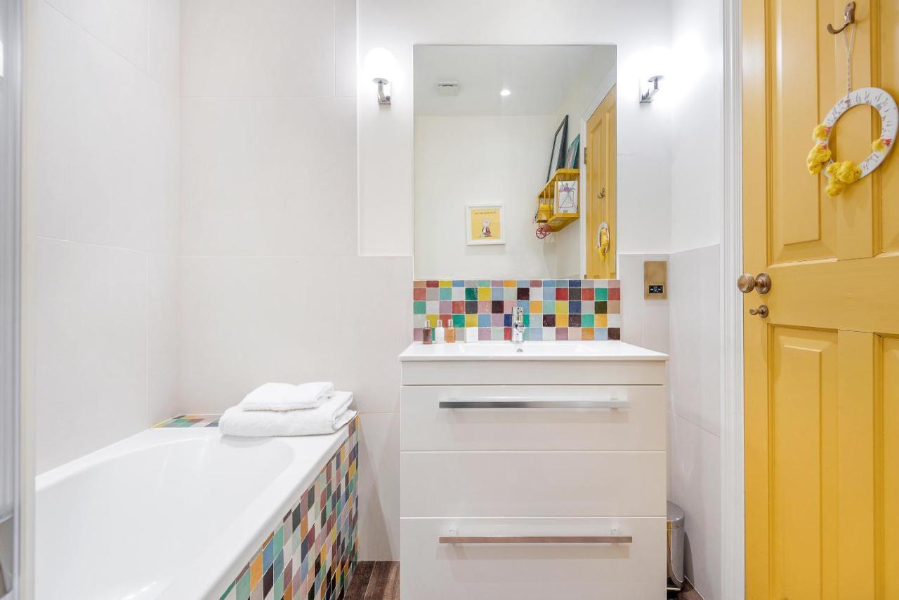 Charming Pimlico Home Close To The River Thames By Underthedoormat Λονδίνο Εξωτερικό φωτογραφία